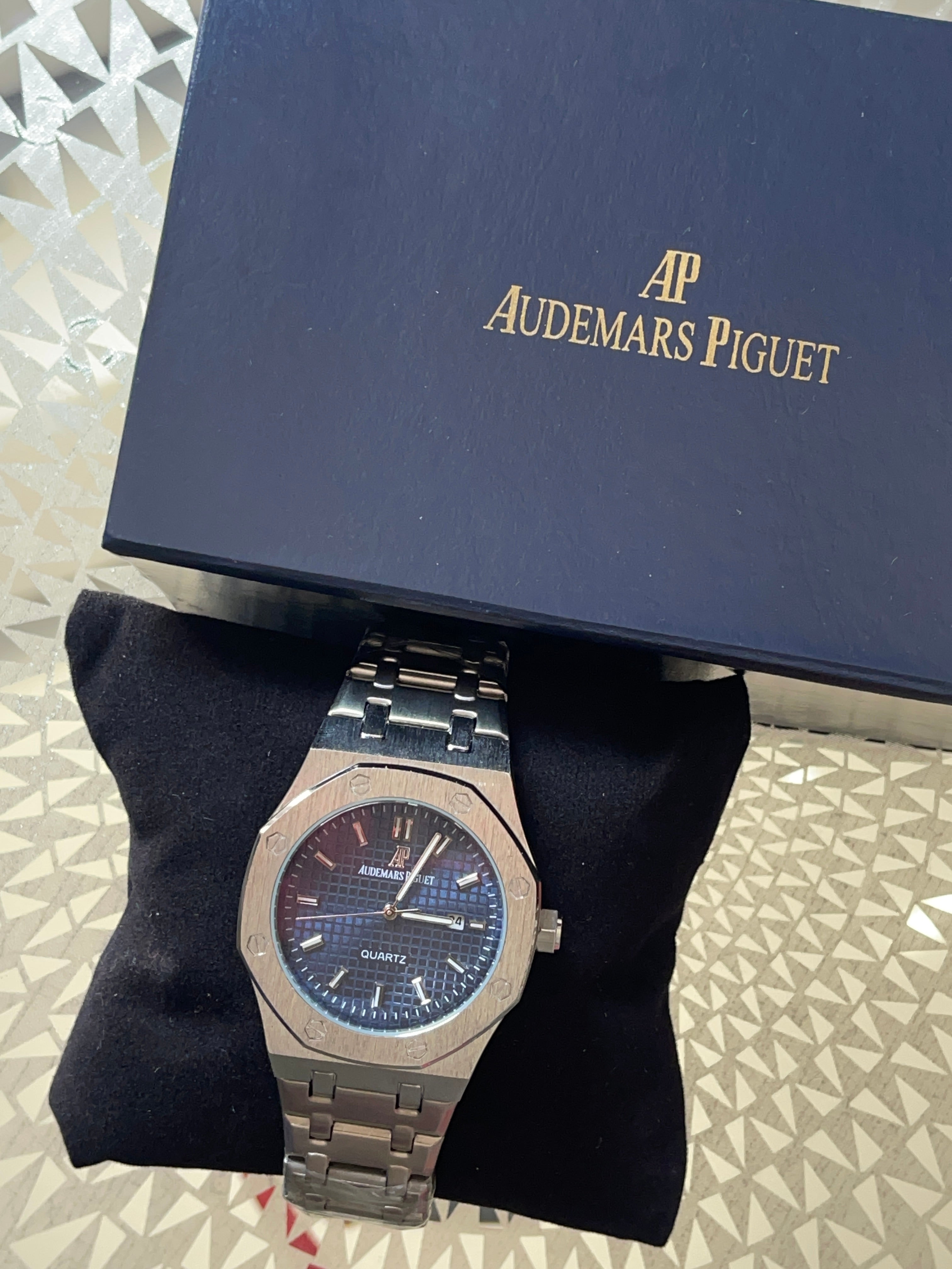 Audemars Piguet Royal Oak – Blue Dial Stainless Steel Semi Automatic