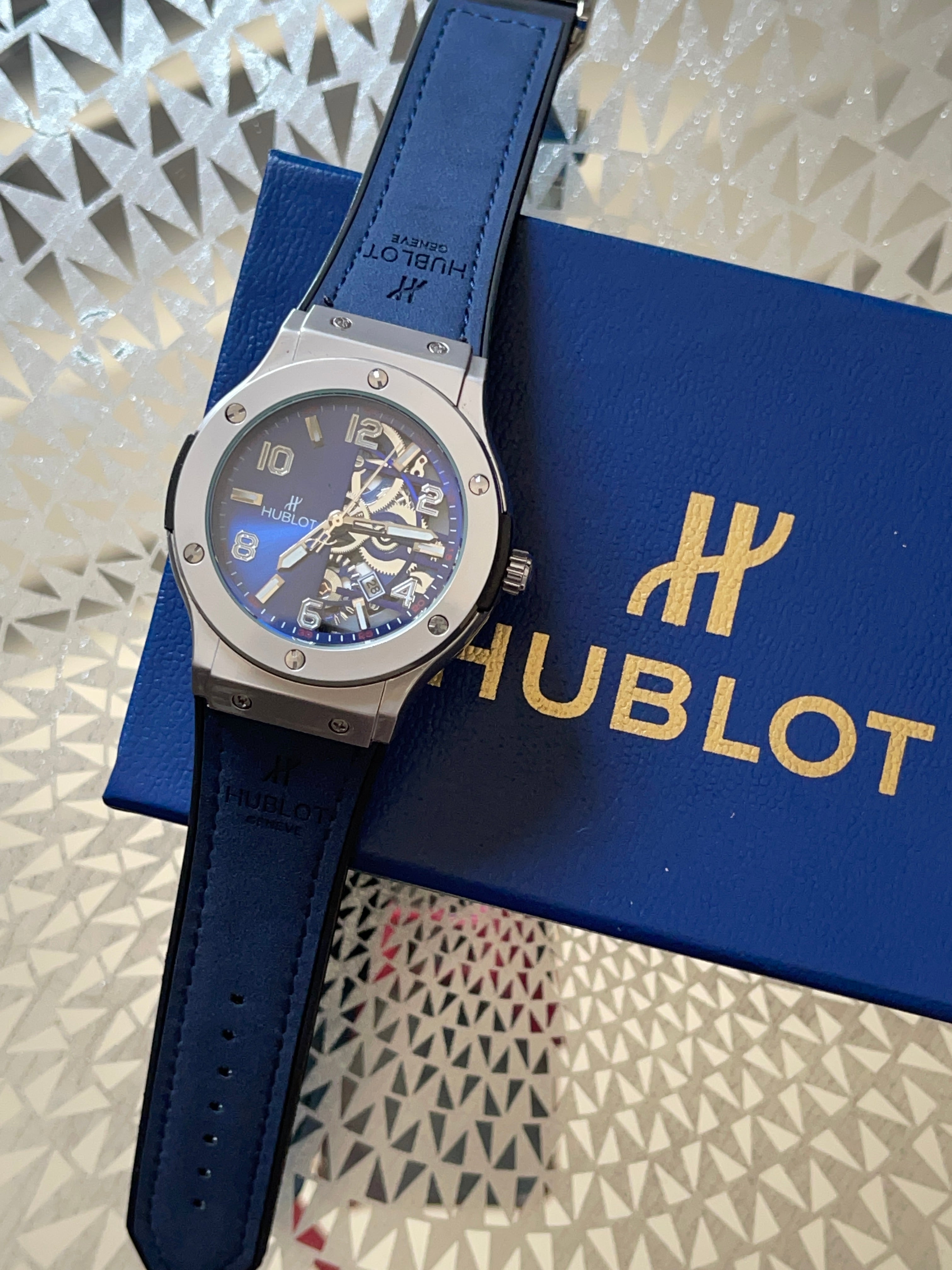 Hublot Genève – Royal Blue Dial Swiss Timepiece with Leather Strap