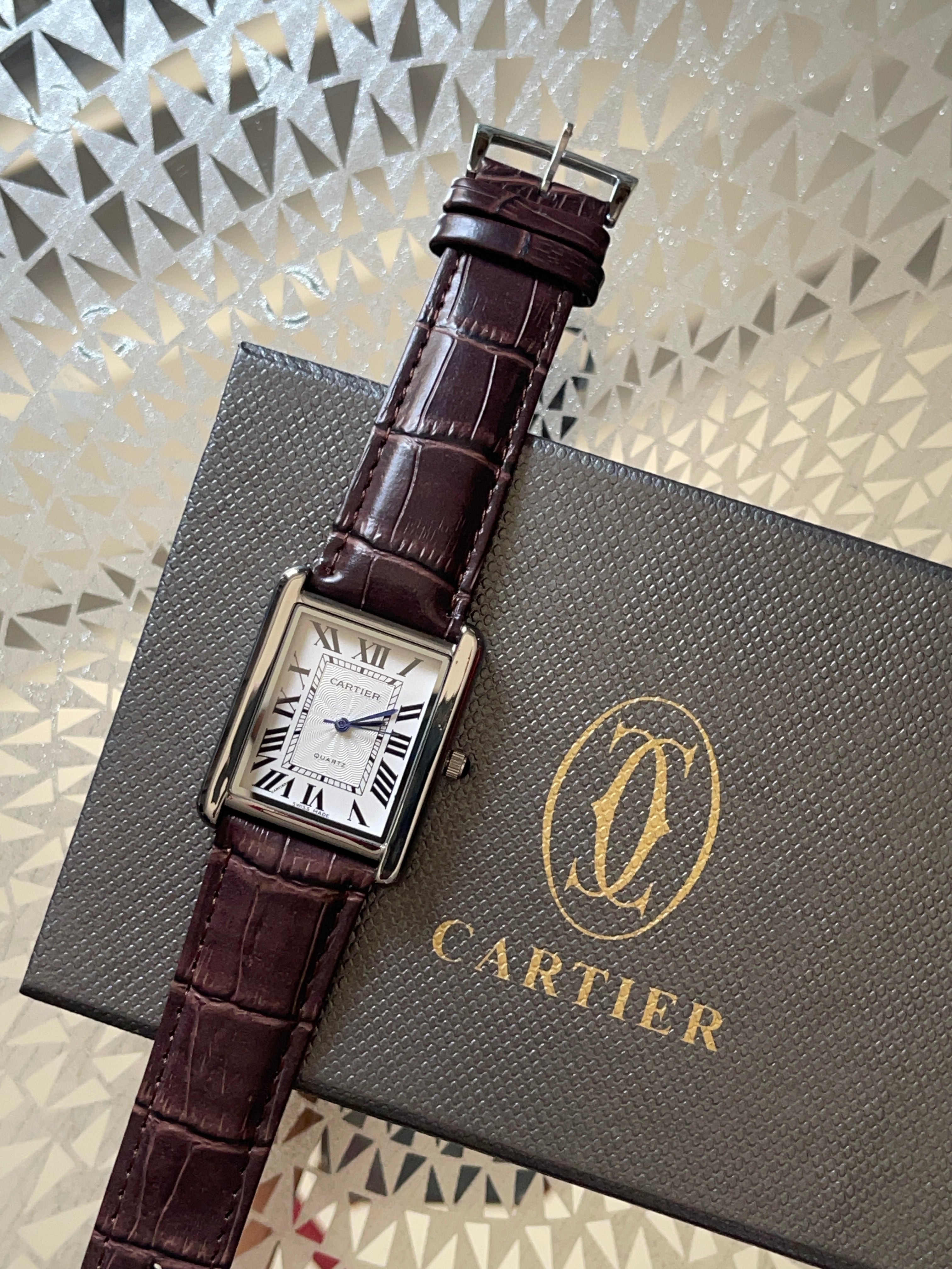Cartier Tank – Classic Brown Leather Strap Dress Watch